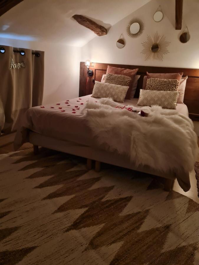 Escapadeveyloise-nuit Romantique-spa-cine-champagne Appartement Pont-de-Veyle