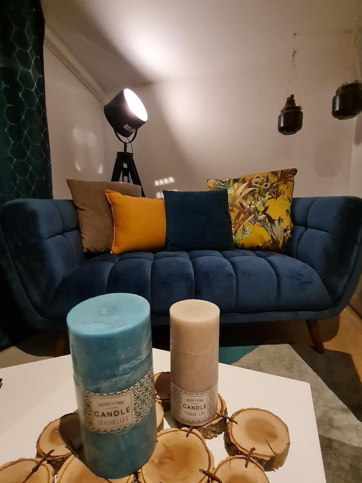 Escapadeveyloise-nuit Romantique-spa-cine-champagne Apartment *